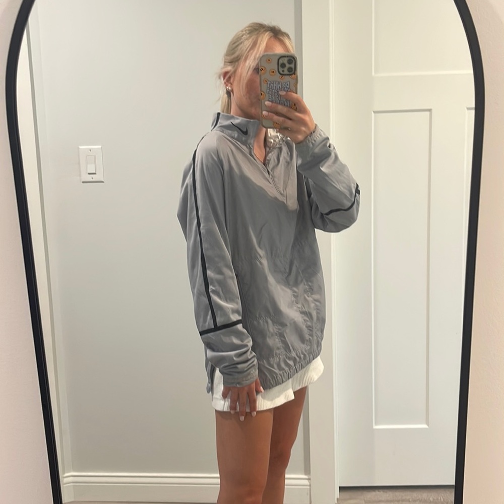 Grey Nike Golf Women’s Quarter Zip Wind Breaker